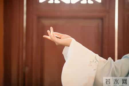 七夕节古诗大全50首,10首最美的七夕诗词，愿你拥有美好的爱情!