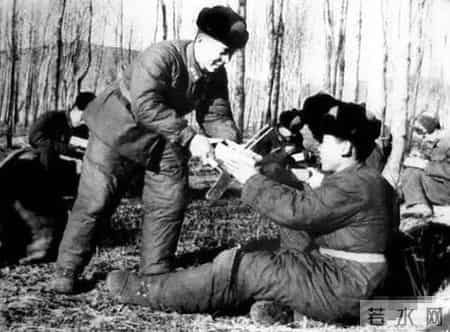 离开雷锋的日子观后感,离开雷锋的日子观后感100字左右