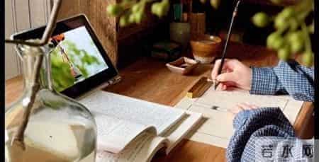 建议想搞钱的普通人，死磕“仿写”300字：坚持100天你会感谢自己