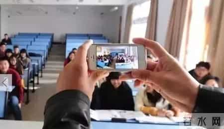 逃课检讨书,逃课要发检讨集50个赞，你还敢逃吗？别人家辅导员太会玩了……