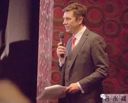 圈子 - 胡润百富竟把春晚带到了伦敦！