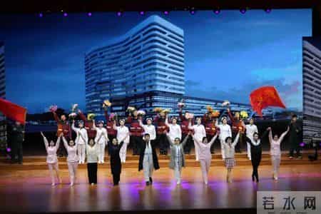 【我和春晚的故事】那个冬天，我们共同开启了第一场春晚