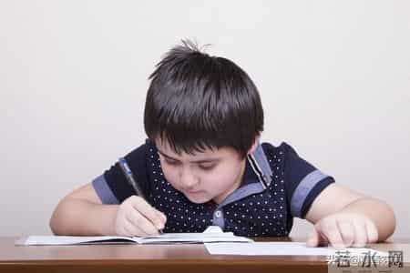 故事新编作文四年级,四年级下册第八单元作文：故事新编作文范文