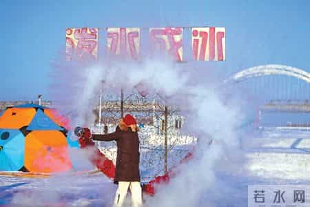 暑假里的一件事作文300字,“史上最长”春节假期机票预订进入高峰期