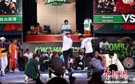 街舞起源于哪个国家,1800余名世界街舞高手聚首徐州上演“舞林争霸”