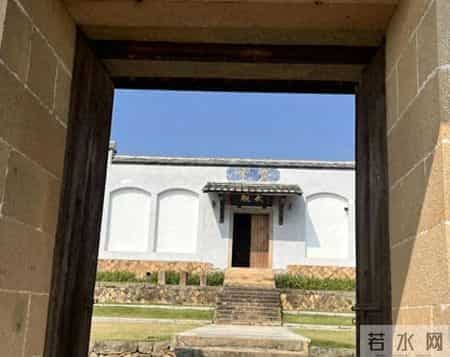 我的“三书”生活：读书、写书与讲书