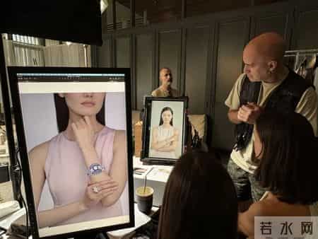 著名摄影艺术家邓鑫：艺卓显示器的可靠性无可替代