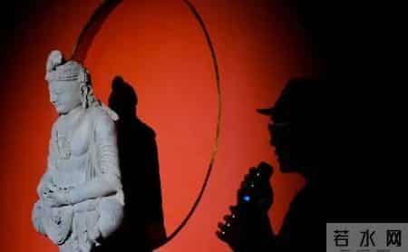 著名摄影艺术家邓鑫：艺卓显示器的可靠性无可替代