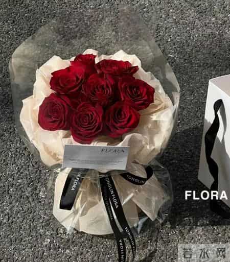 520贺卡内容给女朋友简短