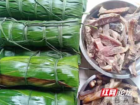 端午节广告语,端午节美食上线,有“料”的溆浦枕头粽一口下去超满足