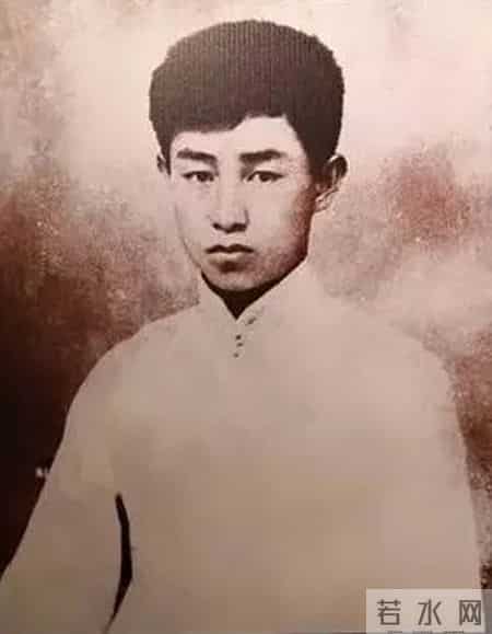 优秀共青团员的事迹