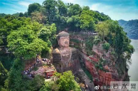 春节三日去游山打一字