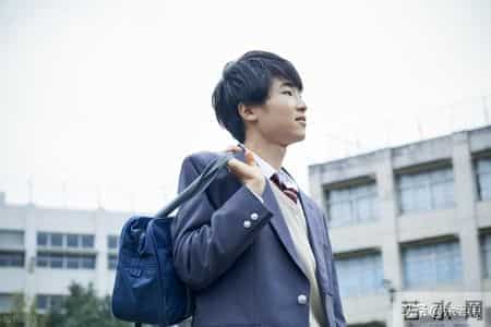 八上期末作文：一篇顶十篇高效复习，赢在变通