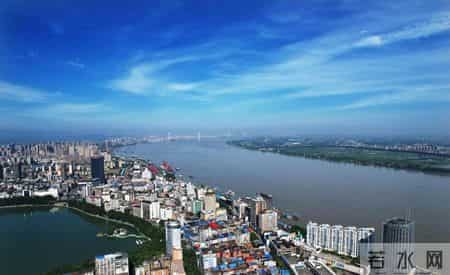 关于运动会的稿子