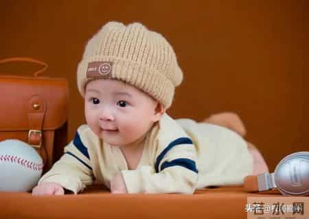 安徽出生人口4年下降47.6%,全国出生人口断崖：21年1062万人，24年954万，25年令人意想不到