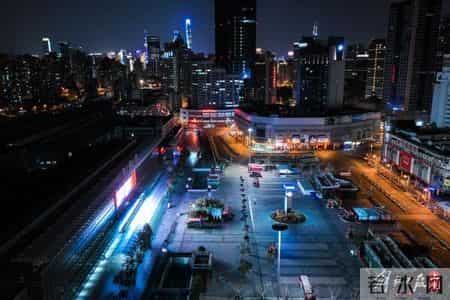 闹市裸拍,闹市裸奔犯法吗