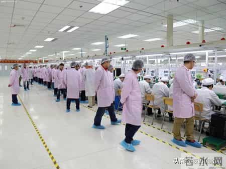 富士康11连跳,从“十三连跳”到去年的港区大逃亡，富士康的原罪到底是什么？