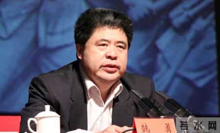 刘连舸贪1.21亿受审,刘连舸怎么读