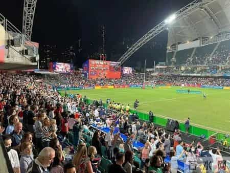 金冬雁解读香港疫情,已达到0+0开放标准！病毒学家金冬雁解读香港疫情开放50天