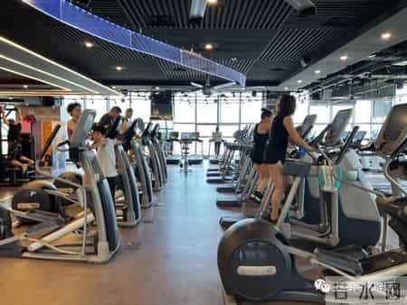 一兆韦德上海,一兆韦德辟谣网传关闭退款公告，上海辟谣平台全面调查