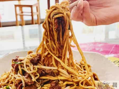 诸暨凯翔,杭州0.5h度假圈，我首推这个有1300家面馆的小县城