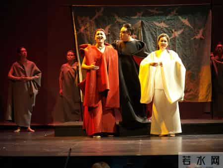 韩国舞台剧,秒光！爆款舞剧《只此青绿》回归，上海大剧院也有甜蜜烦恼