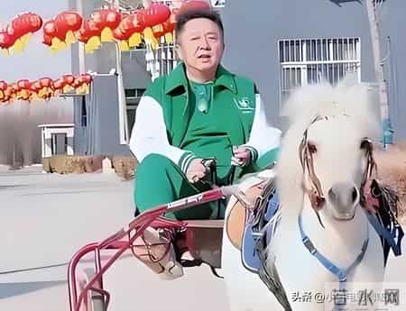 德云社成老赖,于谦成“老赖”不到三天，更多内幕被扒，原来吴京都没能“逃脱”