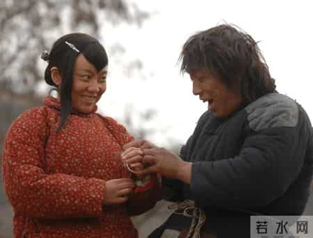 马云周星驰巅峰对话,马云问周星驰-我一天赚191亿，你呢周星驰教科书式回答赢得掌声