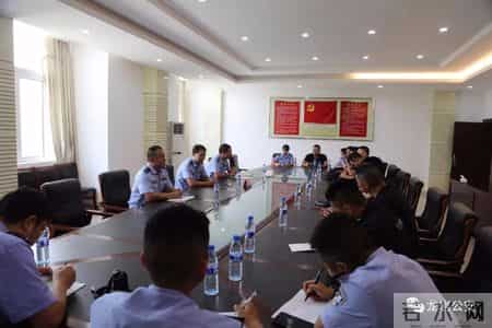 旭亮,当年，警队那个领我入门的“师父”，感恩有你！