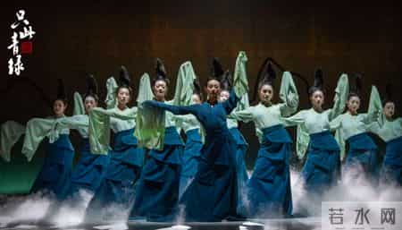 韩国舞台剧,秒光！爆款舞剧《只此青绿》回归，上海大剧院也有甜蜜烦恼