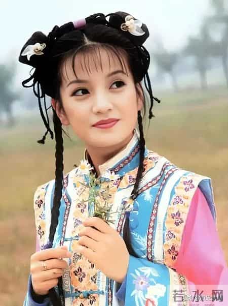 黄有龙简历,黄有龙做梦也没想到，自己花重金培养大的女儿，竟给赵薇做了嫁衣