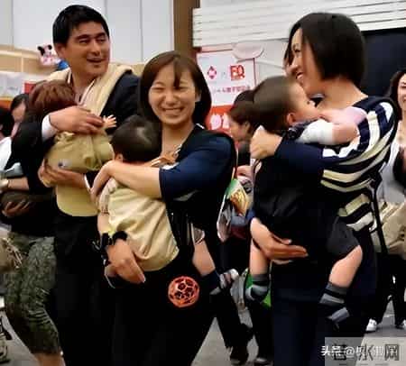 安徽出生人口4年下降47.6%,全国出生人口断崖：21年1062万人，24年954万，25年令人意想不到