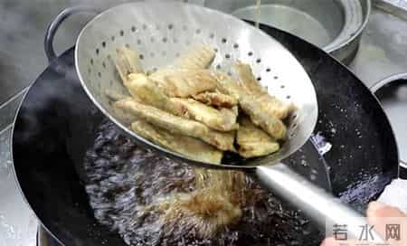 黄嘴鱼,黄唇鱼图片大全