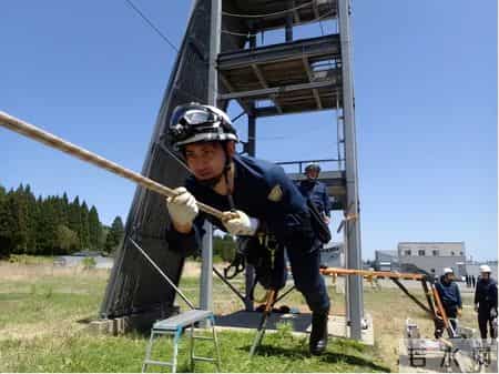 和尚开房,和尚出差