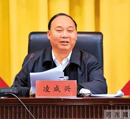 刘连舸贪1.21亿受审,刘连舸怎么读