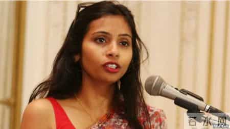 女外交官遭脱衣检查,女外交官日常穿衣中国