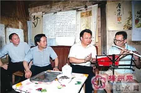 广东落马常委李嘉背后的“梅州身影”