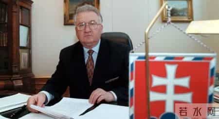 对华战略：愚蠢的捷克与聪明的斯洛伐克