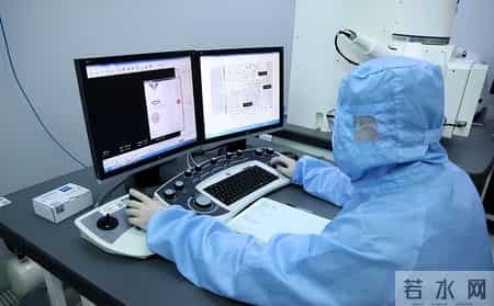 “原子级” 制造！复旦造出全球首个二维芯片，破解摩尔定律死局