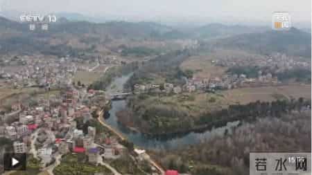 低风险地区人员凭绿码可自由通行