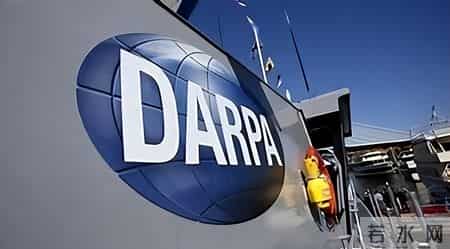 “原子级” 制造！复旦造出全球首个二维芯片，破解摩尔定律死局