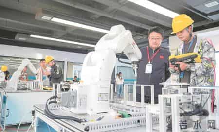 2015gdp中国城市排名