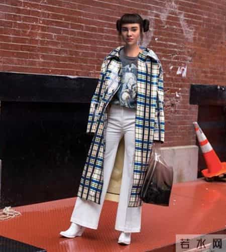 这个拥有74万ins粉丝，被Chanel和Prada钦点拍广告大片的漂亮小姐姐，居然是个假人？