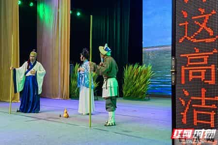 美政再现停摆危机,岳阳屈原区：原创花鼓小戏《大夫殉国》传颂清廉之风