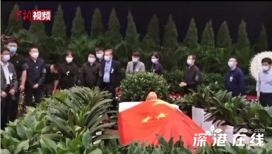 最后的道别!夫人坐轮椅泪别袁隆平