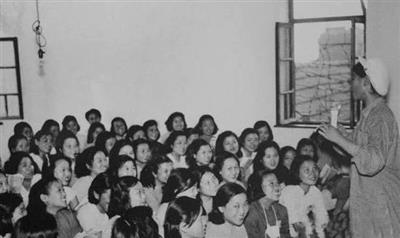 从“唯女子与小人为难养也”到“妇女能顶半边天”：关于妇女解放的思考