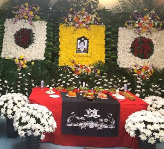 “徐明狱中去世”引轰动 刷屏朋友圈：咋地啦？