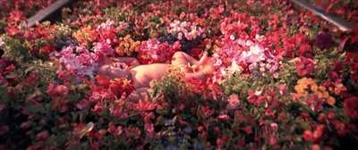 《太阳照常升起》里的背叛、迷失、传承