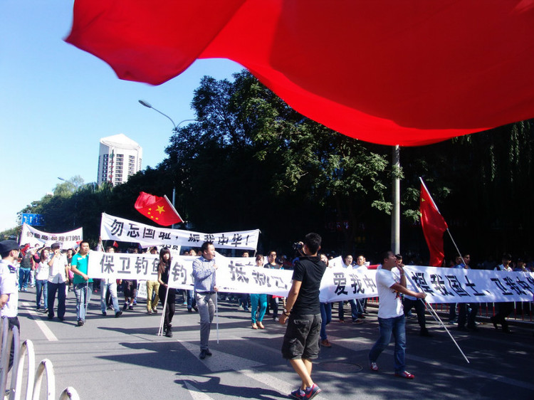 27勿忘国耻 振我中华.jpg