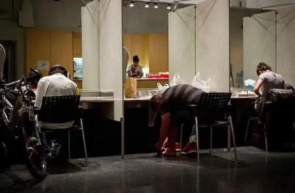 深度 - 疯狂嗑药的美国，到底中的什么邪？